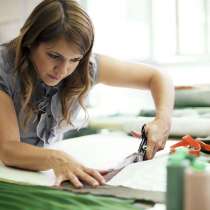 Требуется швея, закройщик, завсклад в ателье, в г.Костанай