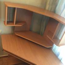 Угловой компьютерный стол, в Москве