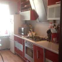 Продаю 2х ком квартиру первомайская, в Бору