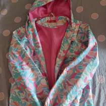 Продам ветровку для дквочки, в Москве