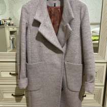 Пальто, в г.Атырау