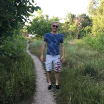 Дима, 23 года, хочет пообщаться, в г.Кишинёв
