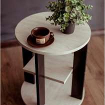 Журнальный(Кофейный столик на колесиках 40х40х50, в Звенигороде