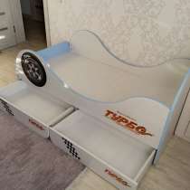 Детская кровать для мальчика с ящиками и матрасом, в Тюмени