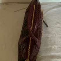 СУМОЧКА ИЗ КОЖИ РЕПТИЛИЙ, в Москве
