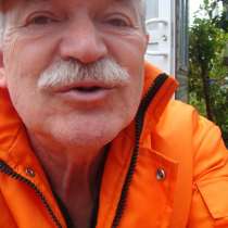 79 лет, хочет познакомиться – хочу познакомиться с женщиной 68-75 лет, в Санкт-Петербурге