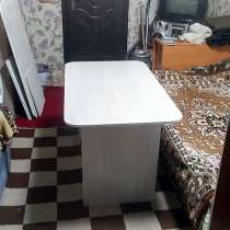 Продам обеденный стол новый, в г.Усть-Каменогорск