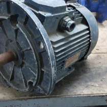 Электродвигатель асинхронный АИР90L2У2 АОЛ41-4 1.7,3 квт, в Москве