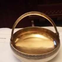 Серебряную конфетницу,Ag875*, в Москве