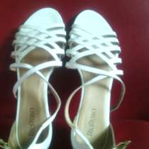 Босоножки белые, в Москве
