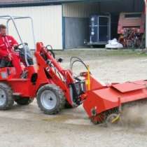 Мини погрузчики 4х4  Европа новые 2014 CATERPILLARdiesel серия 1, в Кургане