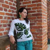 Свитер с монстерой, в Калининграде