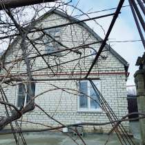 Дом с выходом на 2 улицы, в Ставрополе