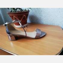 Босоножки, в Новосибирске