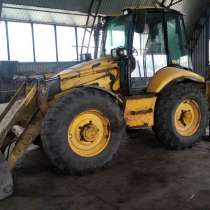 Продам экскаватор погрузчик Komatsu WB97-S, равноколесный, в Челябинске