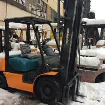 Вилочный погрузчик Komatsu 2.5 тонн, высота подъема вил 4,5, в Москве