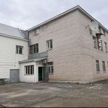 Продаётся офисное здание с гаражом на 4, в Оренбурге