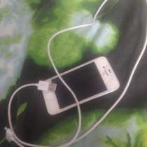 IPhone 4 z USB przewodem do ładowania, в г.Гданьск