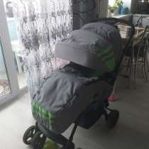 Продаю прогулочную коляску, в Туле
