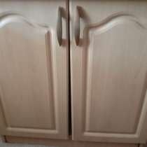 Кухонный гарнитур. Цена 3000 р, в г.Байконур