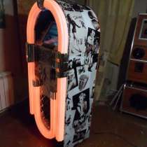 Музыкальный ретро-автомат, в Москве