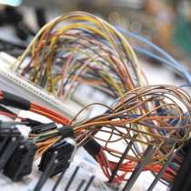 Muncitori în cadrul fabricii de cablaje. Polonia, в г.Кишинёв