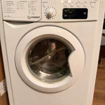 Продаю стиральную машинку Indesit 4кг, в Москве