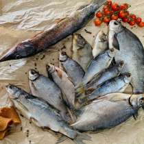 Рыба вяленая, в Москве