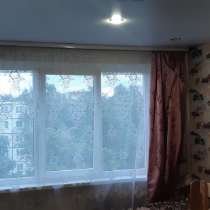 Продам 2-х к. кв. в центре г. Луга, цена 2350т. р, в Лугах