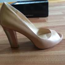 Женские кожаные туфли на каблуке, в Екатеринбурге