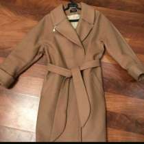 Пальто, в Москве