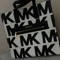 Торг Michael Kors -сумка с нуля,оригинал,цена 15т торг будет, в Грозном