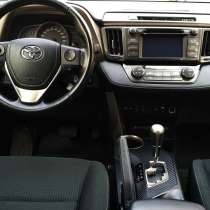 Toyota Rav-4, 2013, в Москве