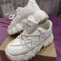 Новые кроссы, в Бронницах