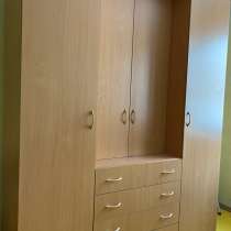 Шкаф, в Усть-Илимске