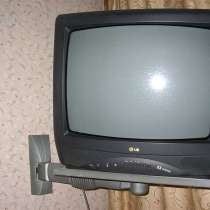 Продается Телевизор LG CF-20F30K с Подставкой, в Москве