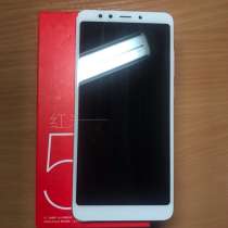 Xiaomi redmi 5+ 2 чехла в подарок, в Лобне