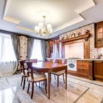 Двухуровневая 3-х ком. дизайнерская кв. 121,3м2 в центре СПб, в Санкт-Петербурге