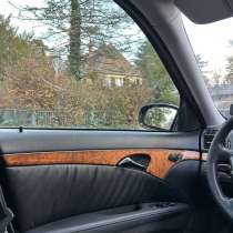 Mercedes E320, в г.Дармштадт