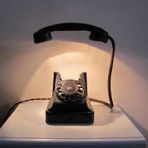 Телефон излучающий свет, в Москве