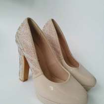 Туфли на каблуке, в г.Бишкек