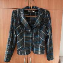 Костюм женский, в г.Алчевск