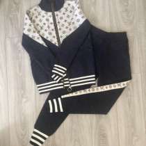 Вязаный костюм, в Москве