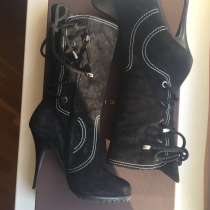 Сапоги новые Vicini Италия размер 39 замша осень кожа чёрные, в Москве
