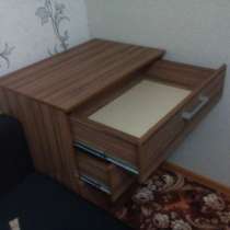 комод и стол, в Новороссийске