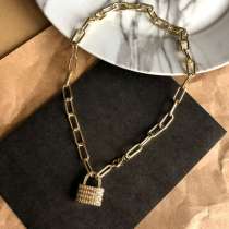 Цепочка, в Москве