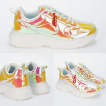 Женские кроссовки, в Москве