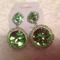 Сережки длинные - из города Дубаи /ОАЭ/, в Москве