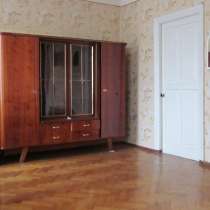 Продаю 2 комн. кв-ру, Центр, Горького, 3/5кирп; 44/28/6, в Ростове-на-Дону