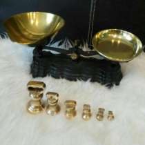 Черные антикварные весы как у Юлии Высоцкой, в Москве